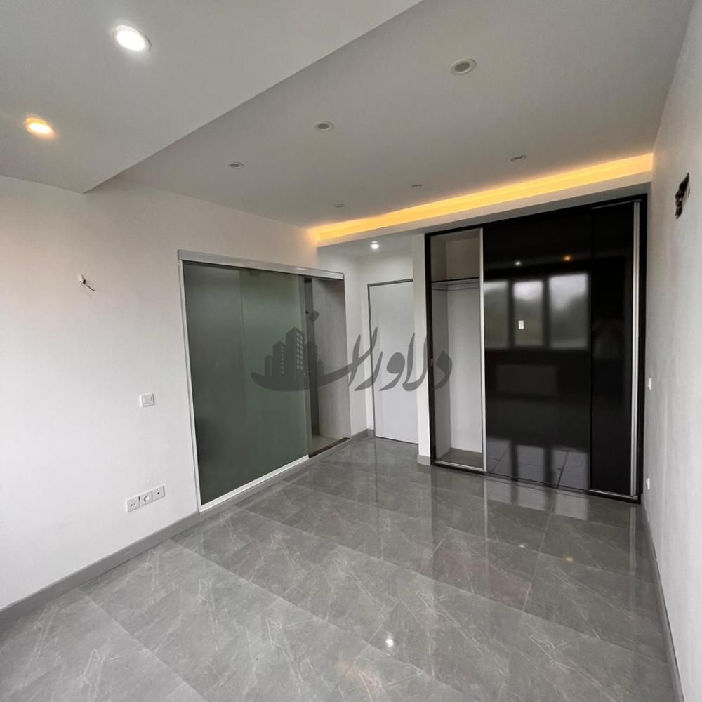 فروش اپارتمان مسکونی جنوبی لوکیشن جذاب