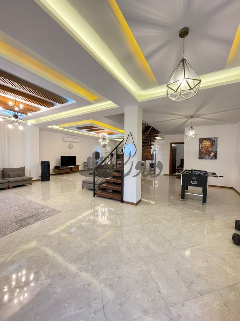 فروش ویلا شهرکی استخردار دوبلکس