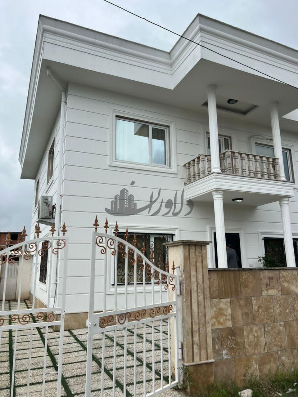 ویلا دوبلکس استخردار