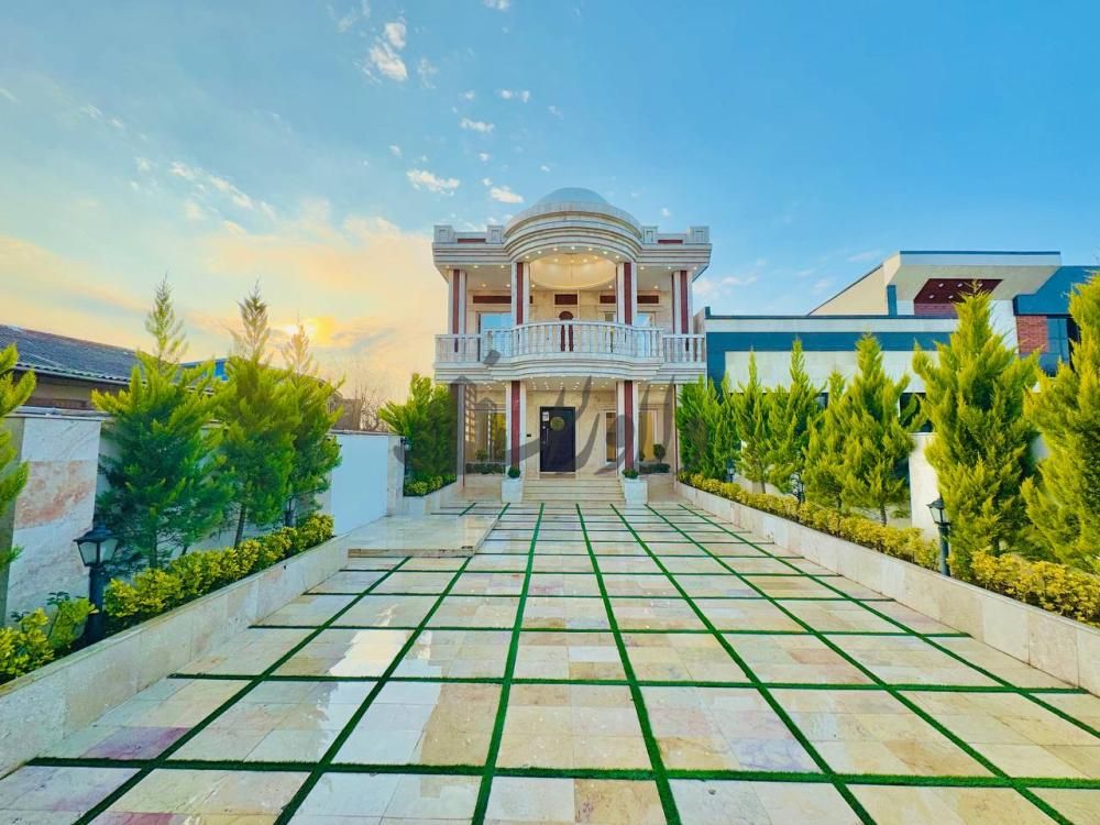 محمودآباد جاده دریا  ویلا دوبلکس نمارومی سلطنتی