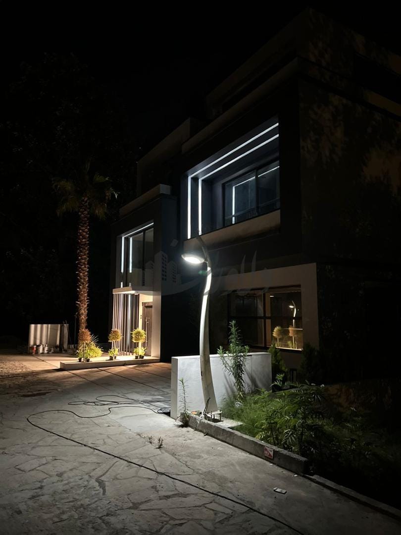 فروش ویلا مدرن شهرکی به قیمت