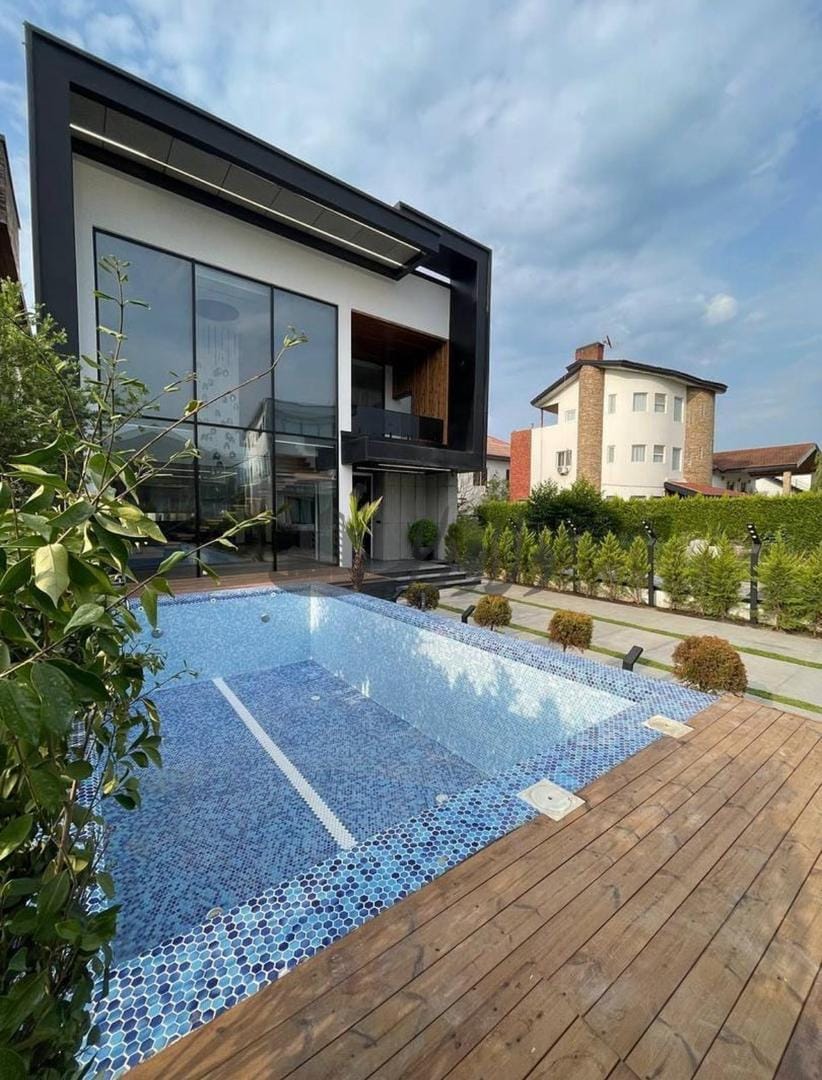 ویلا سوپر مدرن هوشمند  متریال خارجی