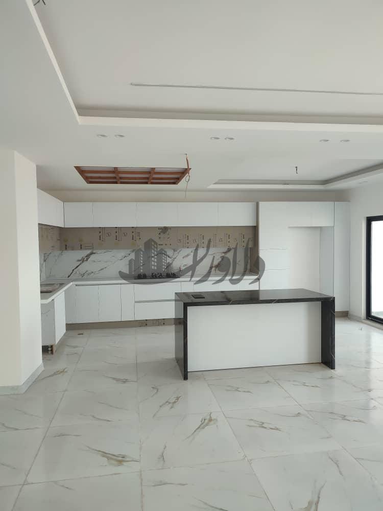 آپارتمان سه‌خوابه نوساز، کلید نخورده، در لوکیشنی بی‌نظیر