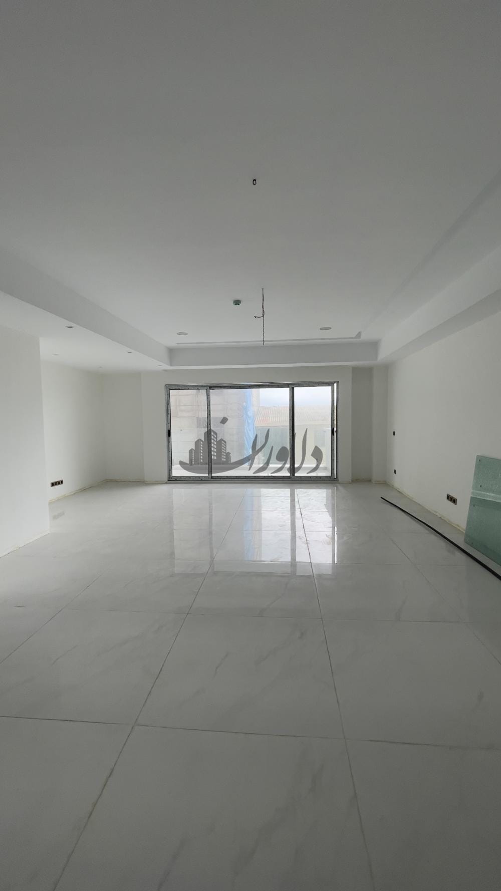 فروش آپارتمان نوساز ساحلی ۱۴۰ متری در ایزدشهر