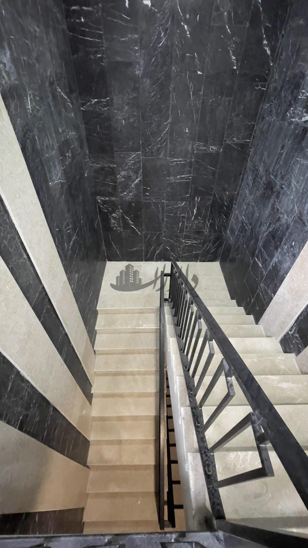 فروش آپارتمان نوساز ساحلی ۱۴۰ متری در ایزدشهر