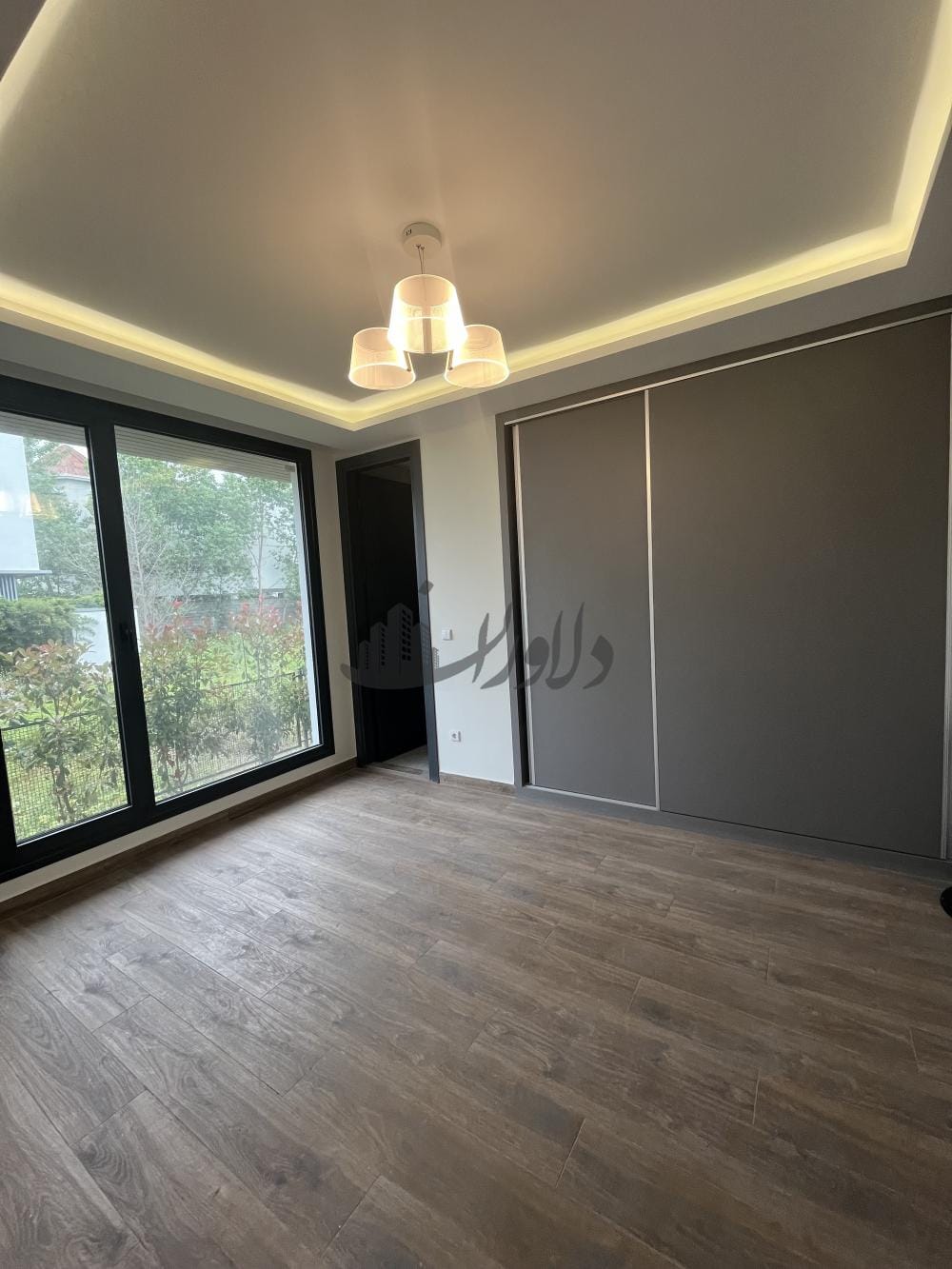 ویلا مدرن متریال قوی تاپ لوکیشن رویان ویلا مدرن متریال قوی تاپ لوکیشن رویان