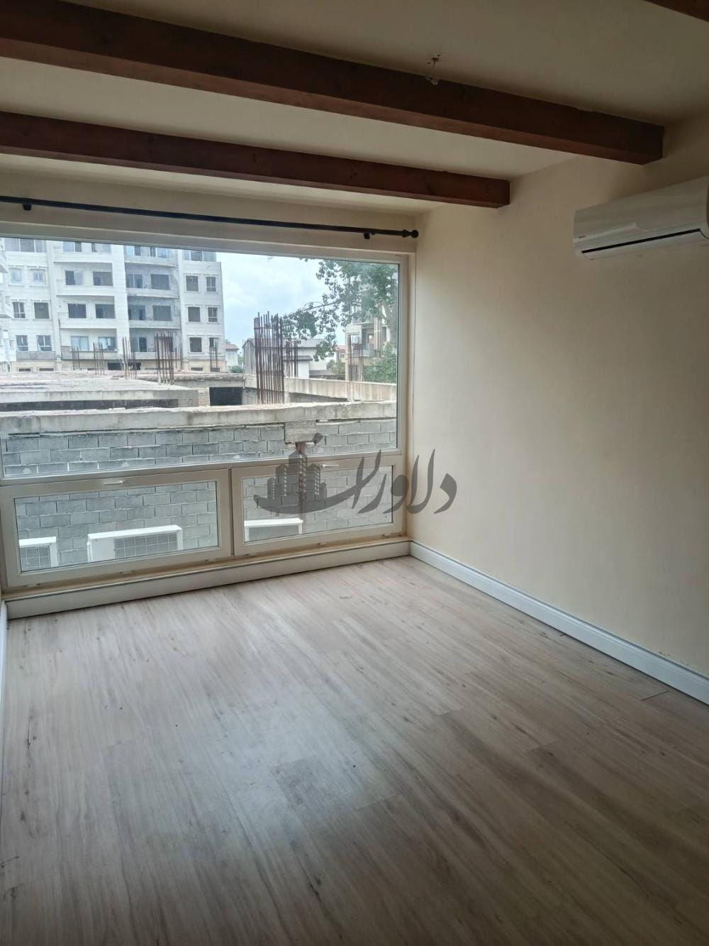 🏡 آپارتمان ۱۳۵ متری طبقه اول در ایزدشهر
