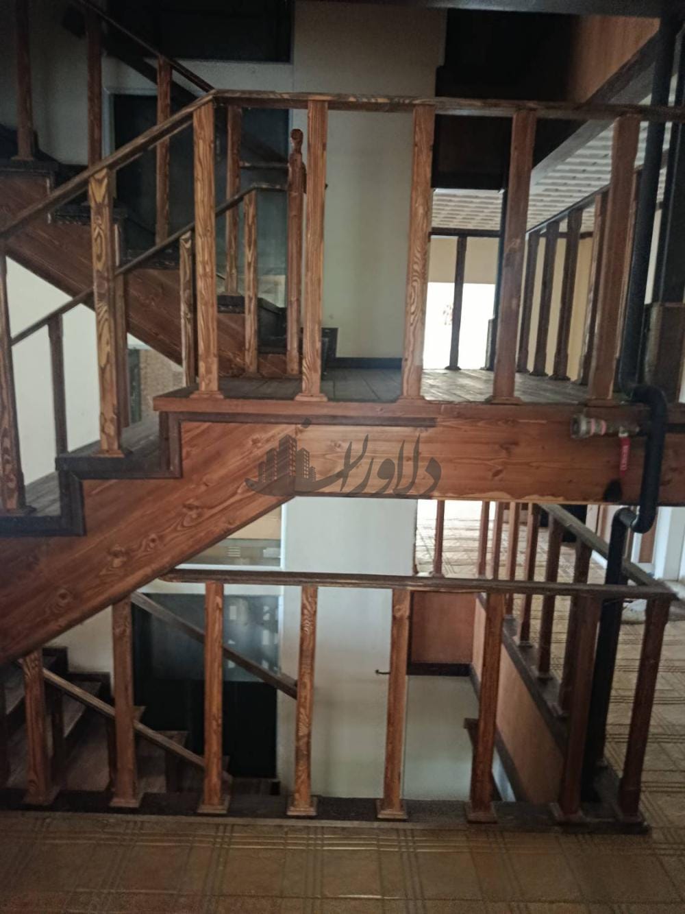 🏡 آپارتمان ۱۳۵ متری طبقه اول در ایزدشهر