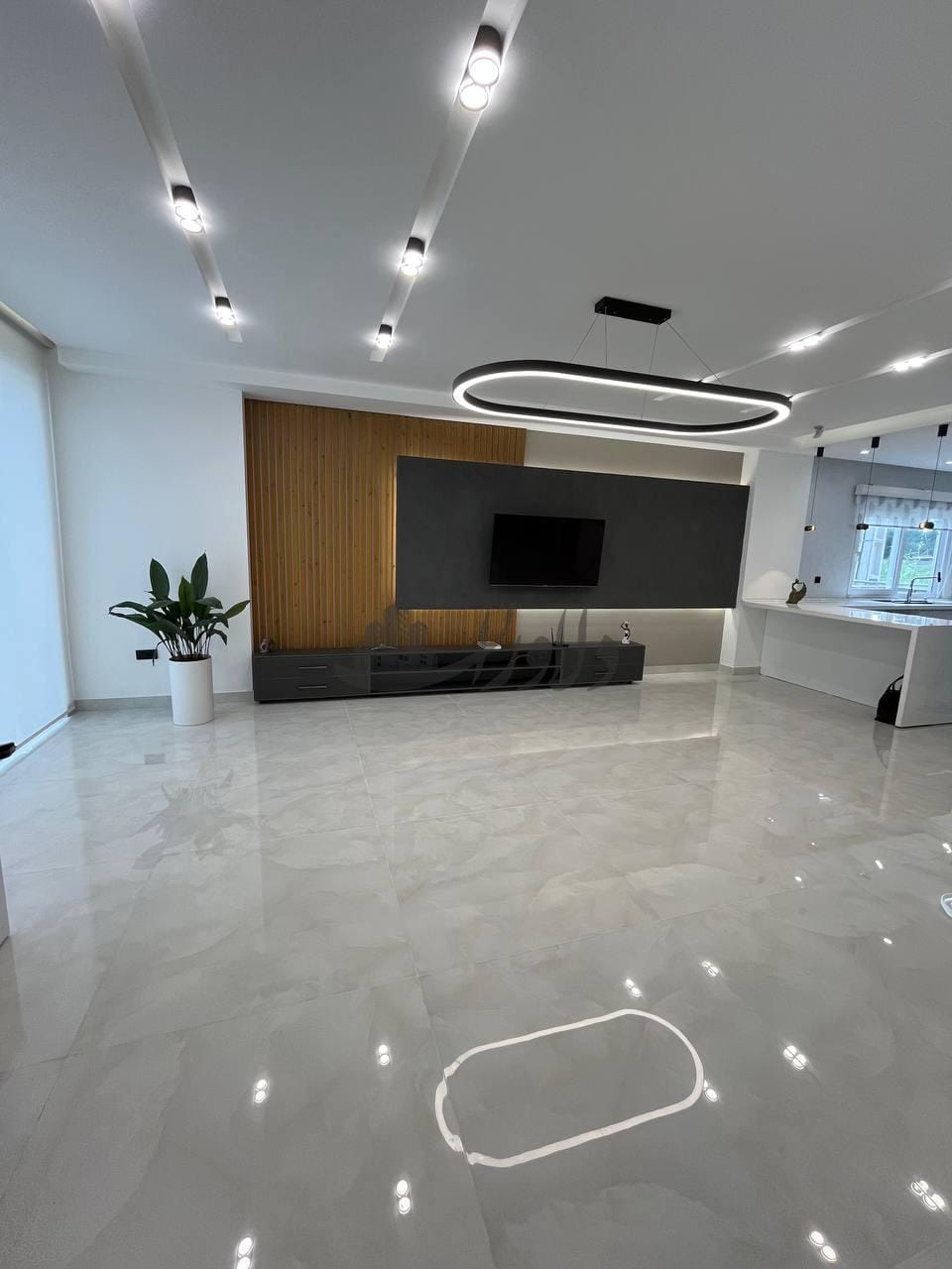ویلا استخردار با امکانات کامل