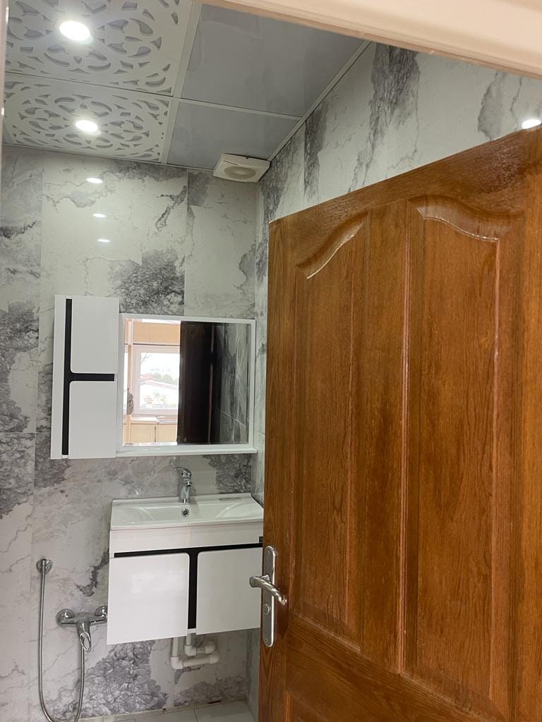 فروش اپارتمان ۱۰۷ متری با سنا و جکوزی ایزدشهر