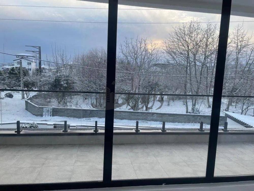 ویلای با بنای مدرن تریبلکس استخر 4 فصل  ونوش