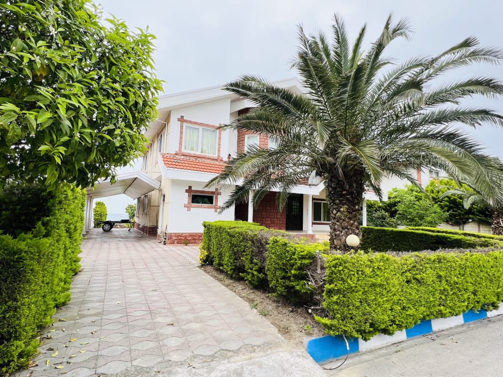 ویلای دوبلکس ۱۲۰۰متری در شهرک برند ساحلی