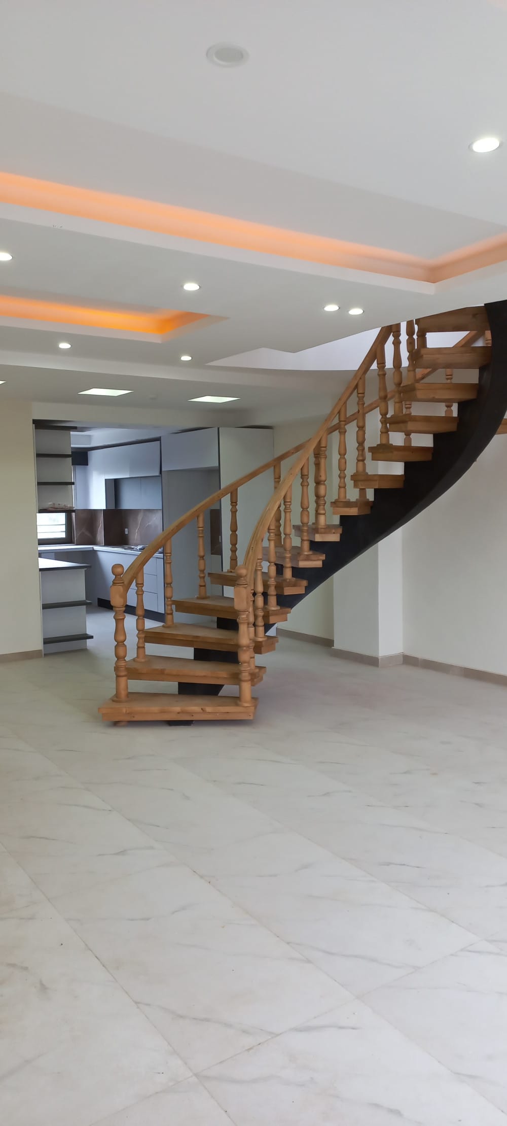 فروش آپارتمان نوساز و لوکس  ۱۷۰متری در ایزشهر