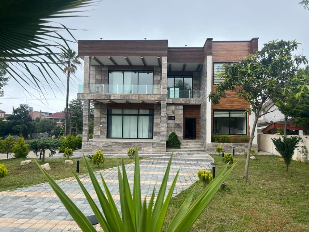 ویلا شهرکی مدرن ۶۵۰ متر زمین منطقه سیسنگان