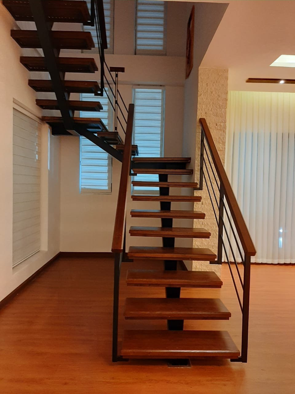 فروش ۳دستگاه ویلای دوبلکس  در مجتمع شهرزیبای نور