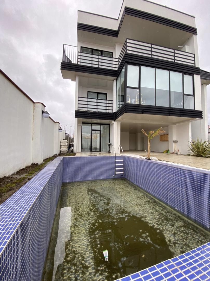 فروش ویلای تریبلکس۲۷۲متری در منطقه ی زیبای رستمرود