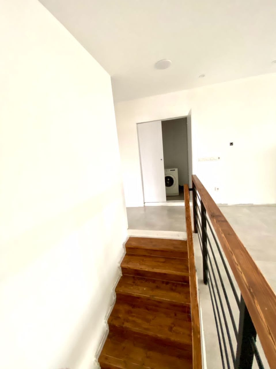 فروش ویلای تریبلکس۲۷۲متری در منطقه ی زیبای رستمرود