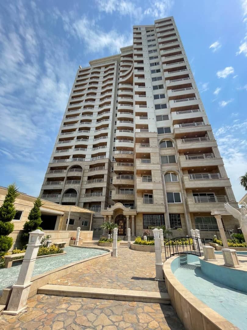 فروش پنت هوس٣٠٠متری در  یکی از برج های برند منطقه ی زیبای سرخرود