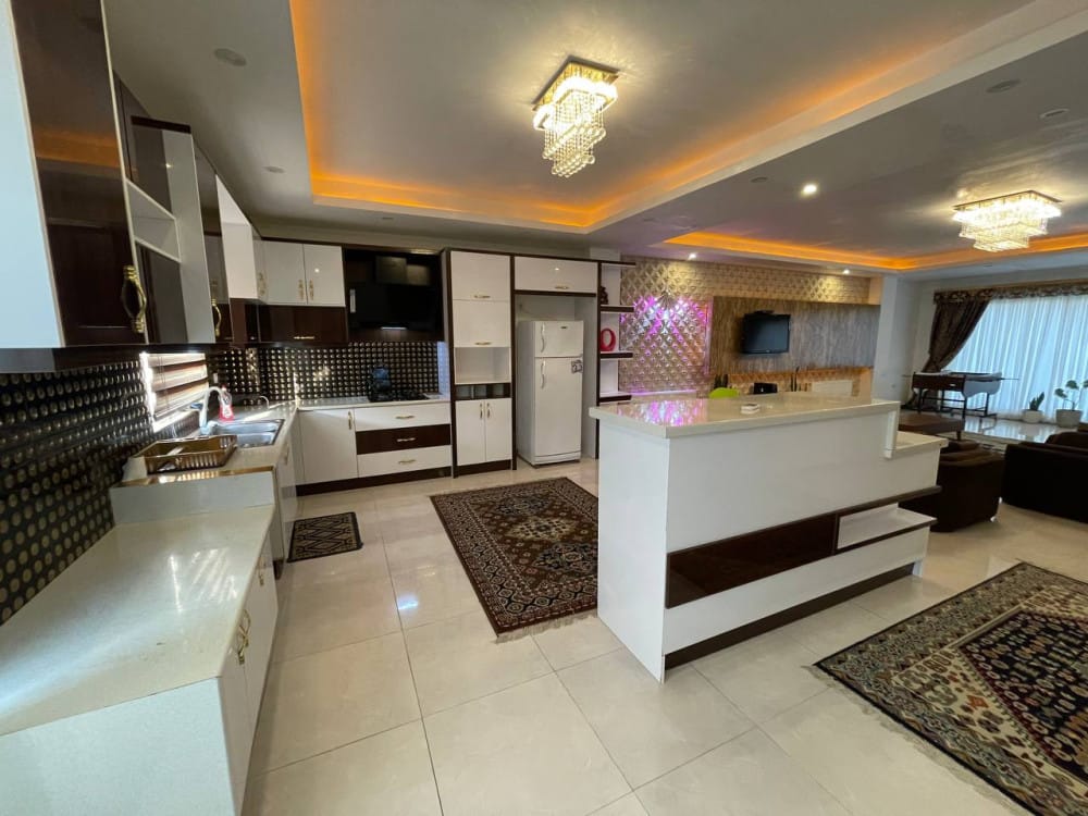 فروش ویلای دوبلکس ۲۸۰متری استخردار  جنب خانه دریا(سرخرود)