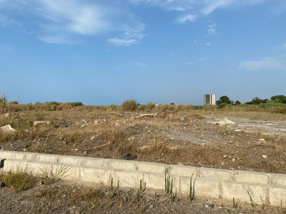 فروش زمین ۷۰۰۰هزار هکتار  بی نظیر   نرسیده به شهرک برند خانه دریا