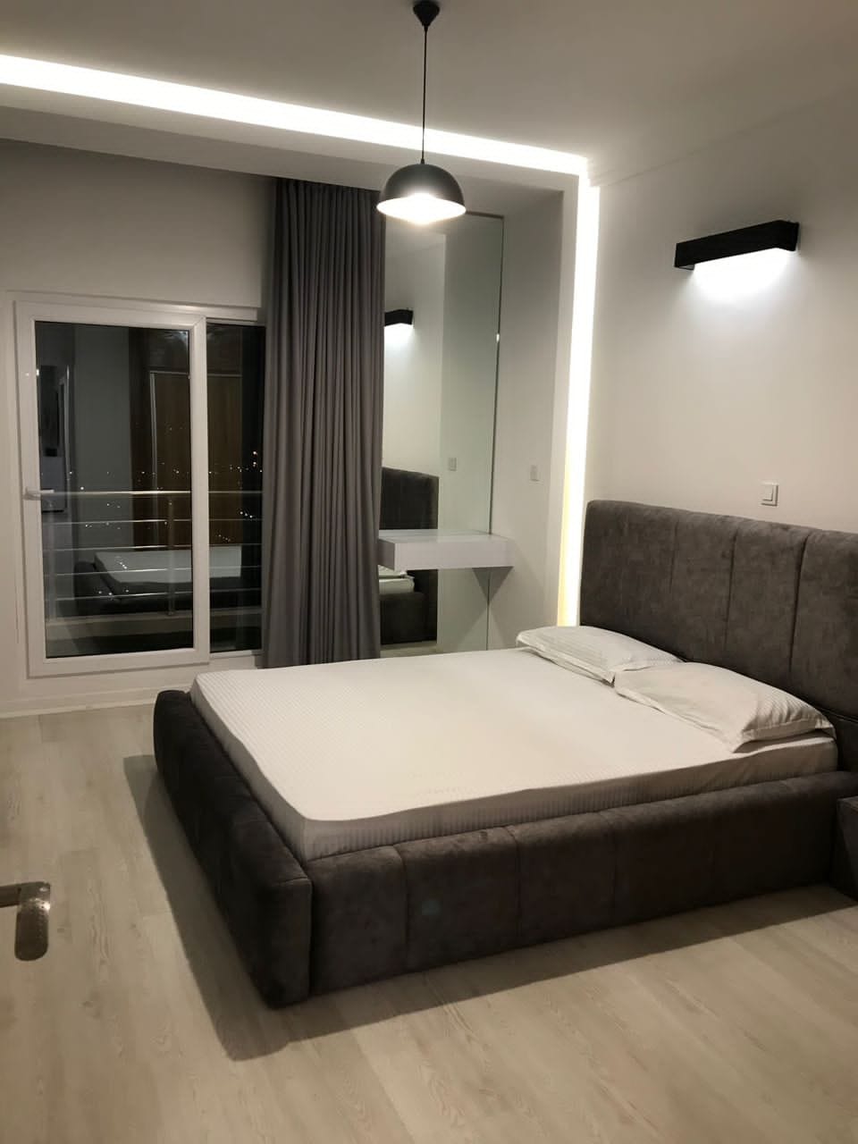 واحد مسکونی در برج فروزان سرخرود