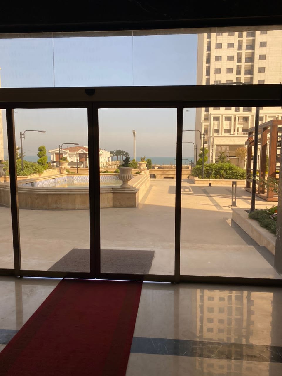 واحد مسکونی در برج فروزان سرخرود