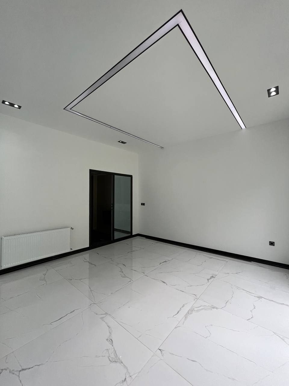 فروش ویلای شهرکی جنگلی زمین ۷۴۰ متری چلک