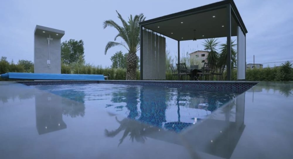 ویلا سوپر فول مدرن لاکچری شهرکی برند منطقه  با دکوراتیو مدرن