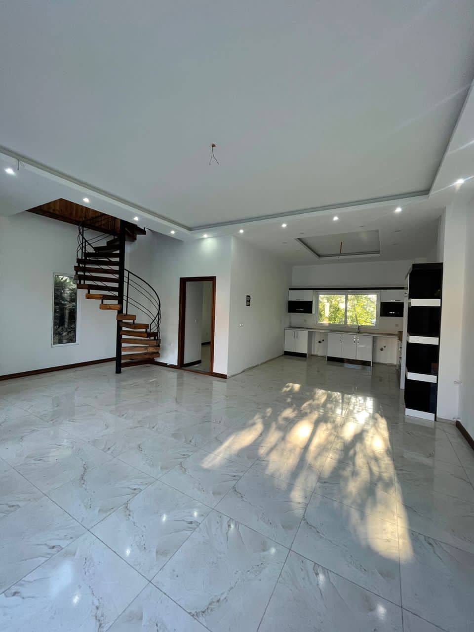 ویلا دوبلکس ۲۰۰متری در منطقه زیبا