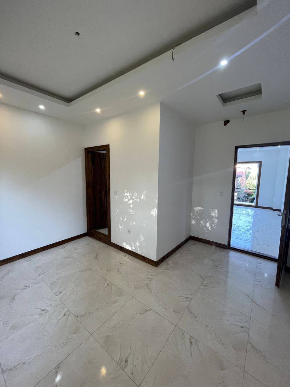 ویلا دوبلکس ۲۰۰متری در منطقه زیبا