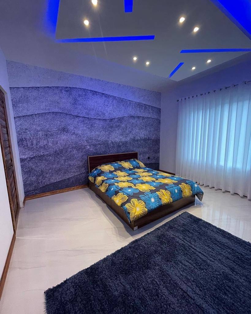 فروش ویلاتریبلکس ۳۸۰متری در منطقه ی زیبا