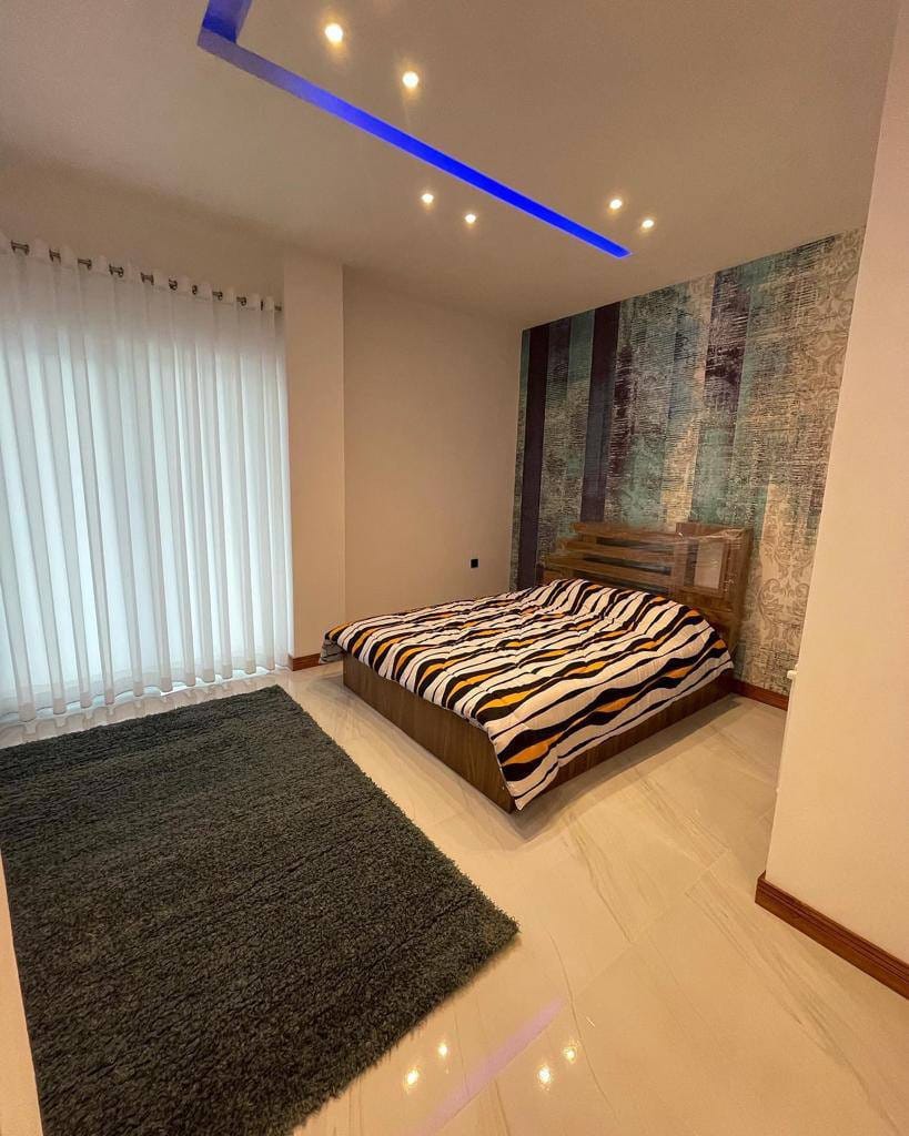 فروش ویلاتریبلکس ۳۸۰متری در منطقه ی زیبا