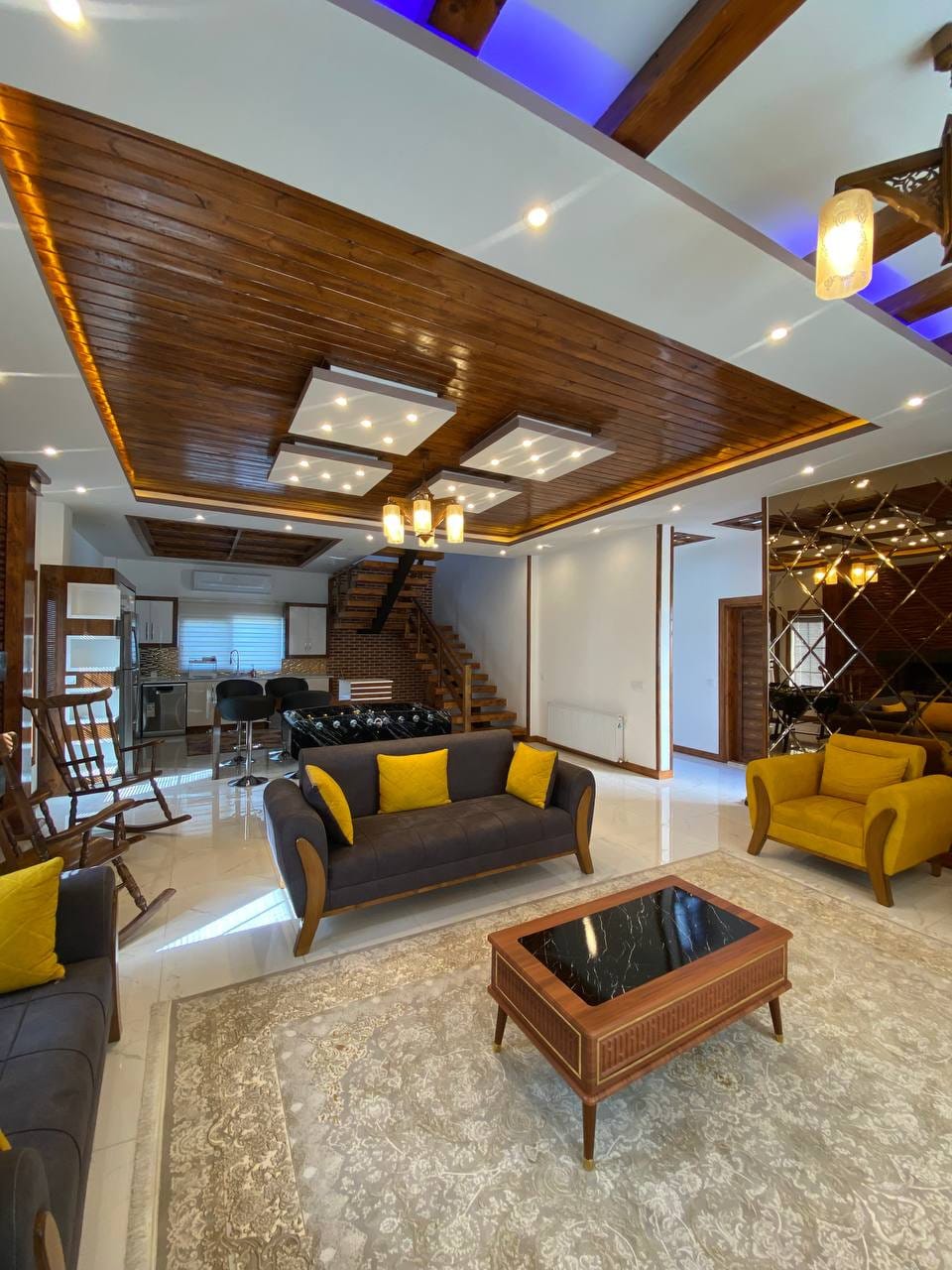 ویلای دوبلکس ۳۵۵ متری  شهرکی  در منطقه زیبای رویان