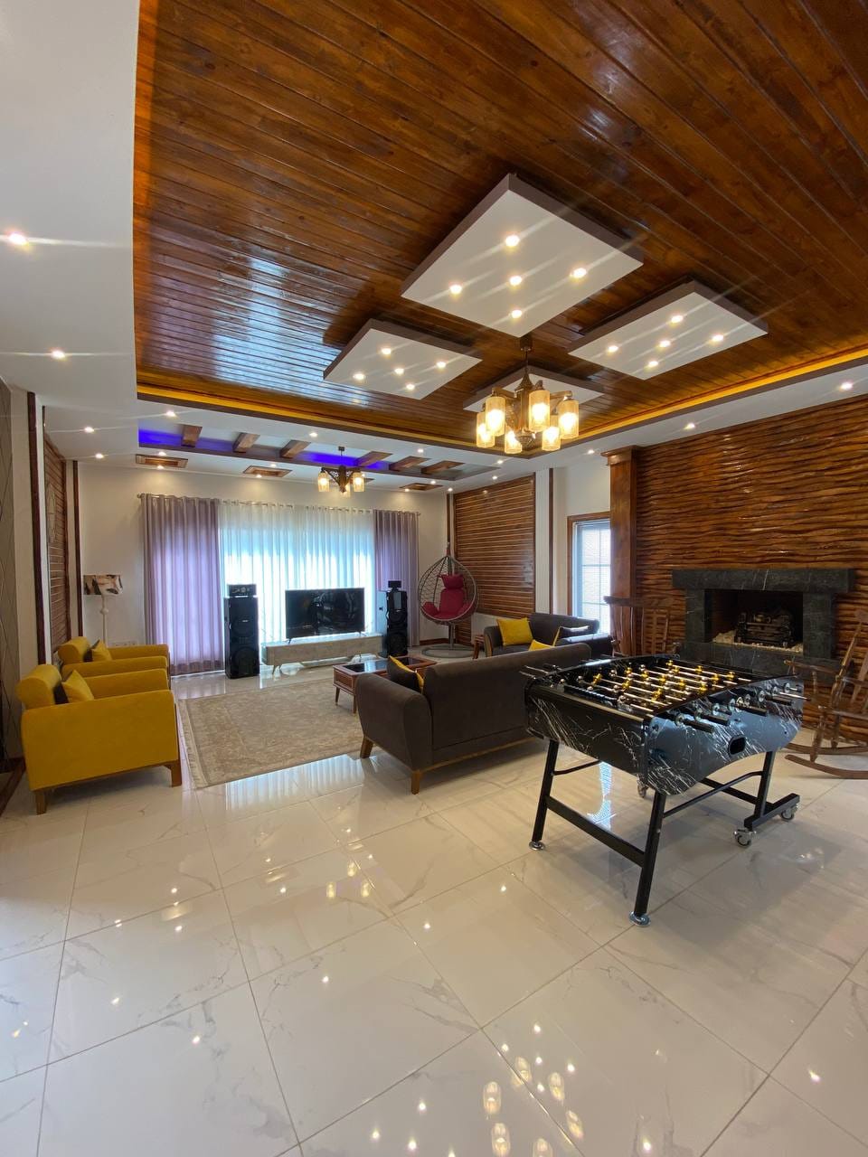 ویلای دوبلکس ۳۵۵ متری  شهرکی  در منطقه زیبای رویان