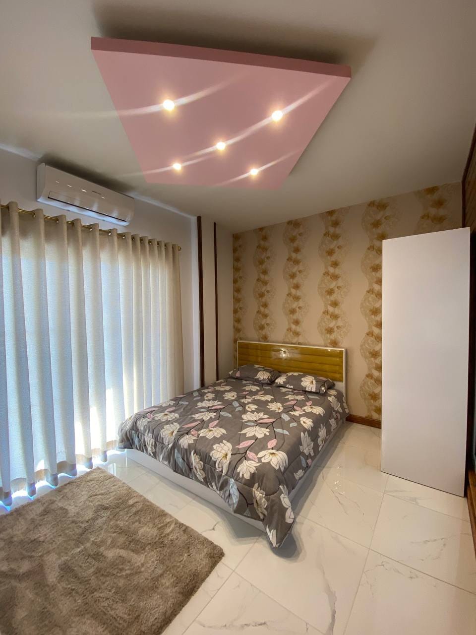 ویلای دوبلکس ۳۵۵ متری  شهرکی  در منطقه زیبای رویان