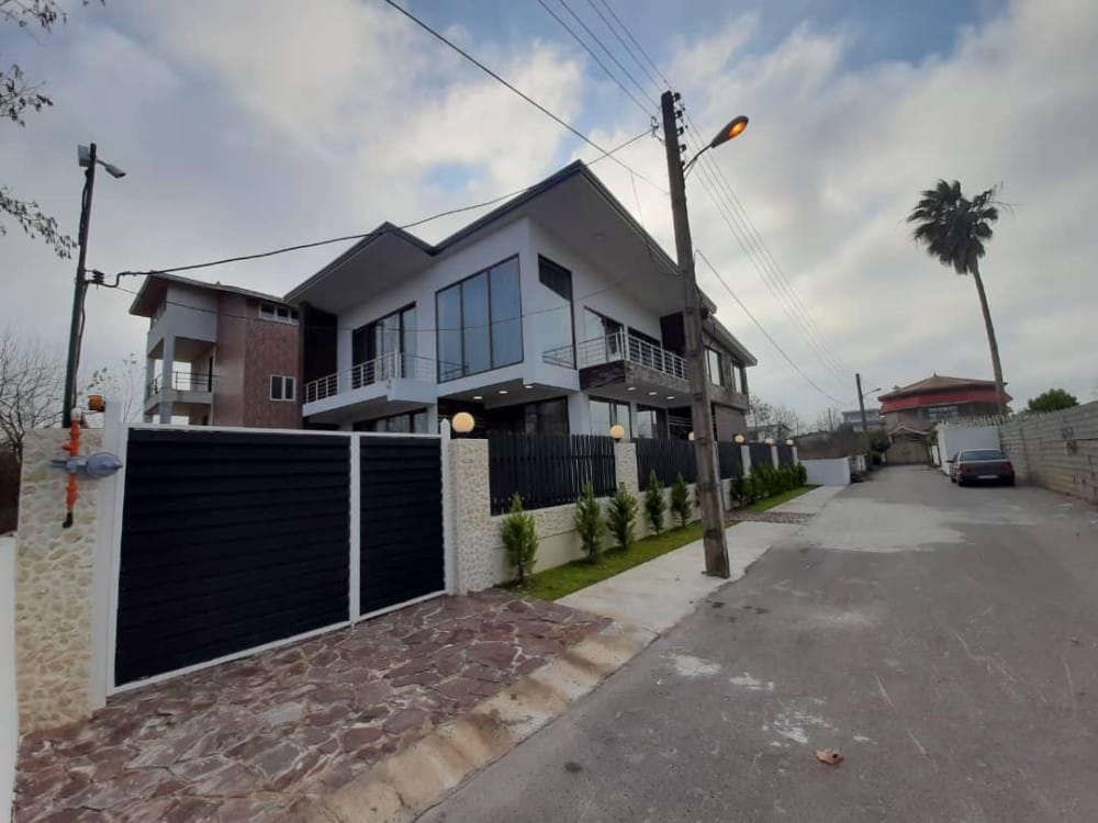 ویلای دوبلکس ۴۵۰متر استخردار در ایزدشهر