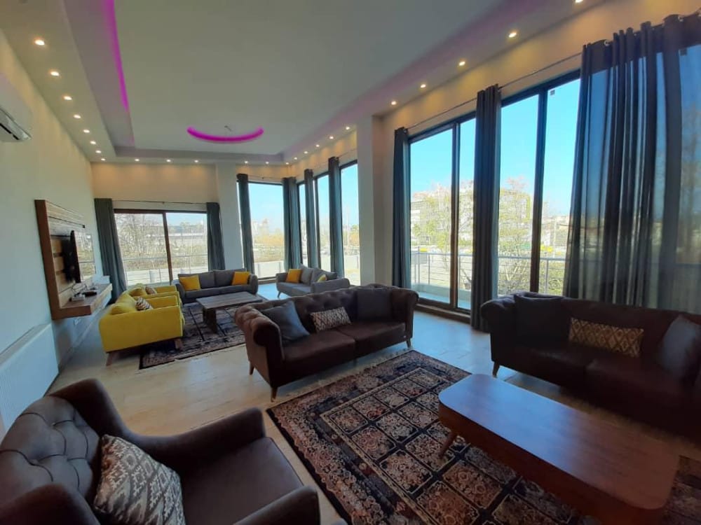 ویلای دوبلکس ۴۵۰متر استخردار در ایزدشهر