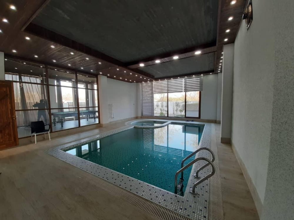 ویلای دوبلکس ۴۵۰متر استخردار در ایزدشهر