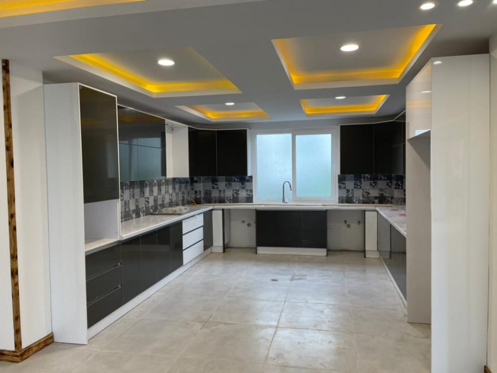 ویلا  استخردار  دوبلکس در رویان