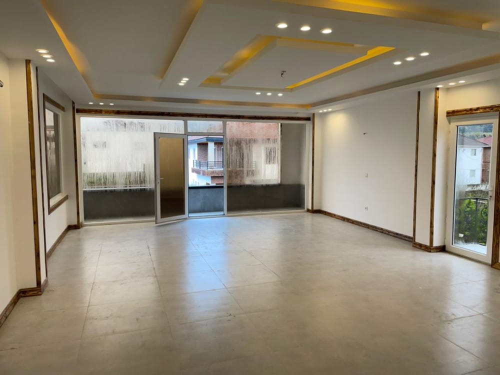 ویلا  استخردار  دوبلکس در رویان