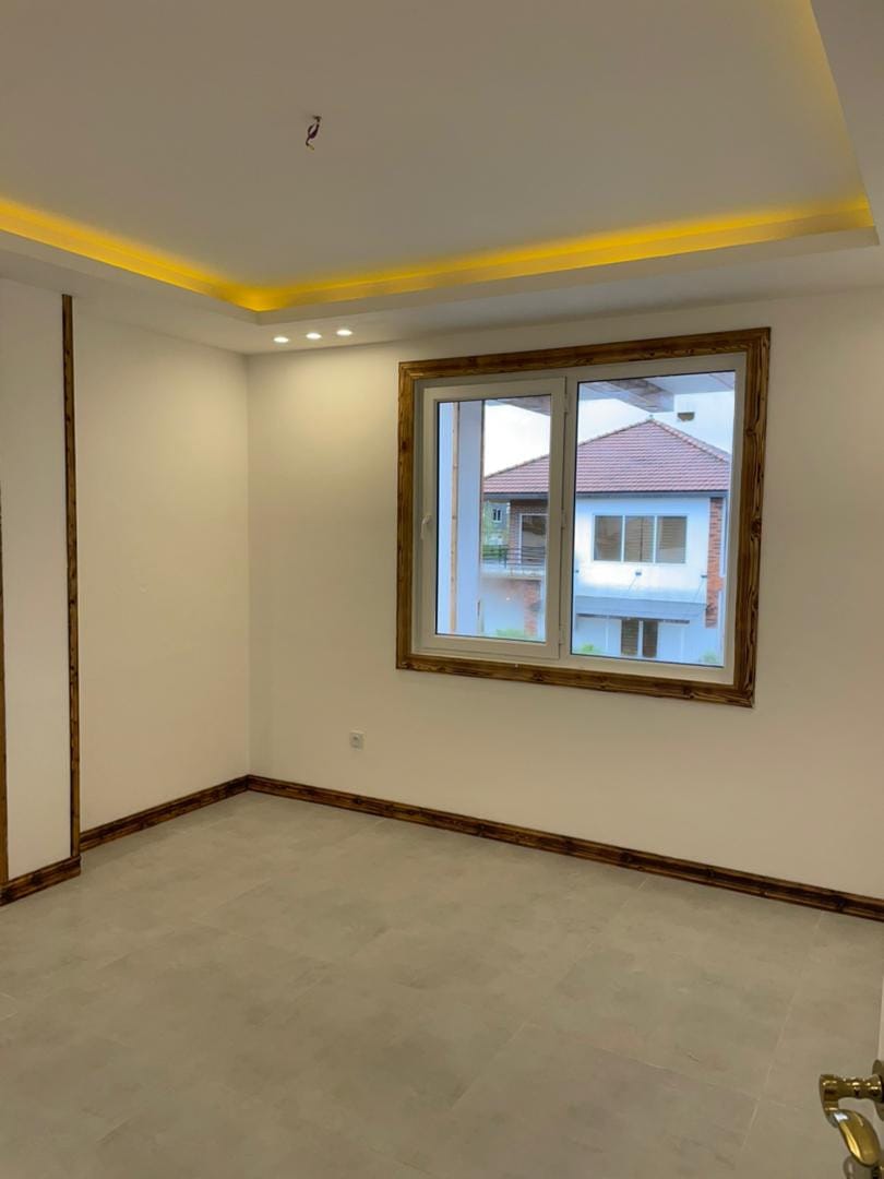 ویلا  استخردار  دوبلکس در رویان