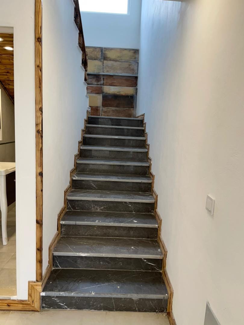 ویلا  استخردار  دوبلکس در رویان