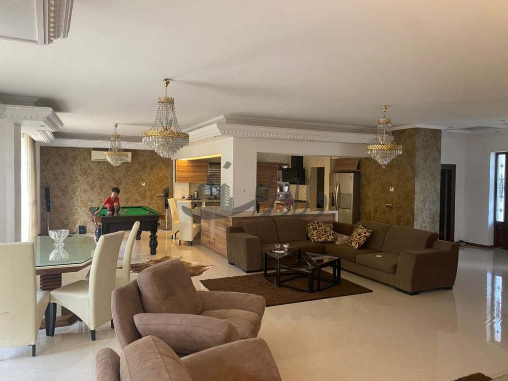 ویلای شهرکی برند با ماشاعات عالی