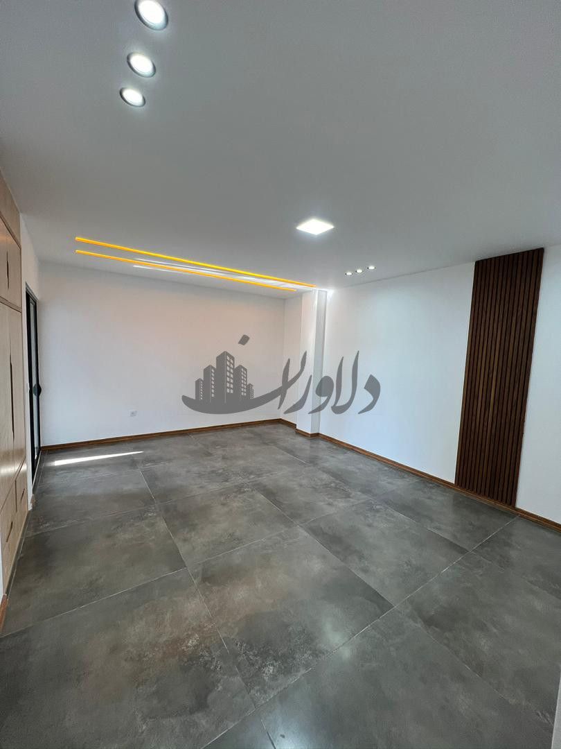 ویلای مدرن استخردای حیاط سازی شده خشت سر