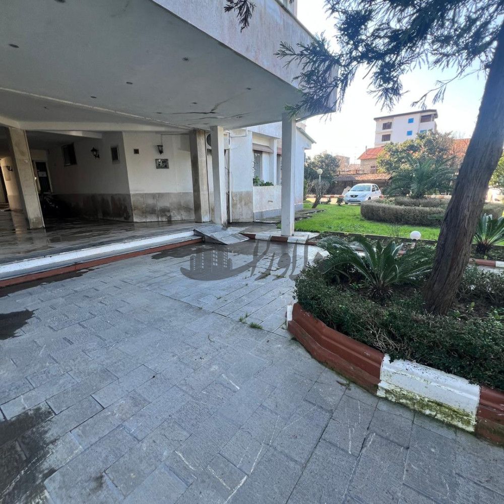 آپارتمان داخل شهرک ایزدشهر