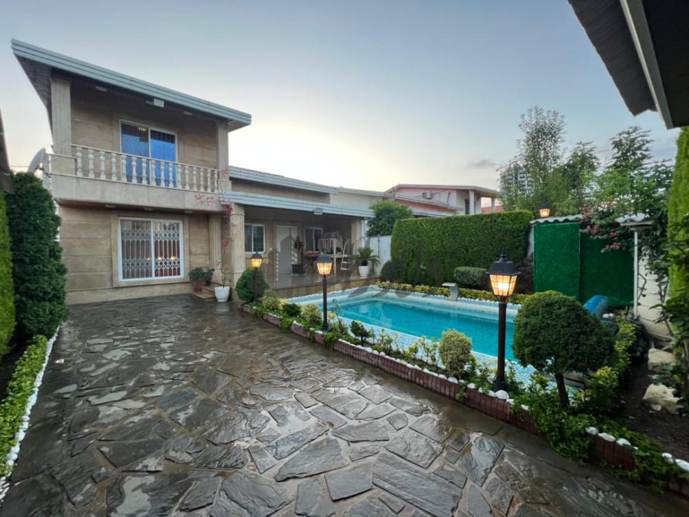 ویلا دوبلکس استخردار خوش قیمت