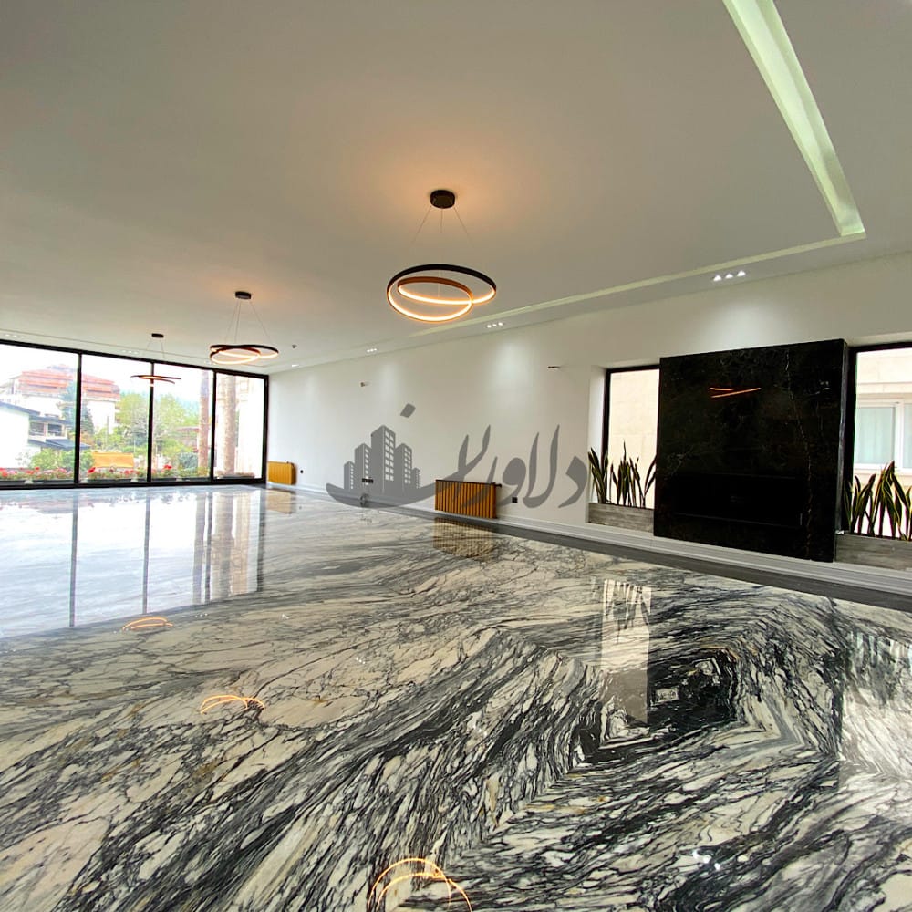 ویلای خوش ساخت با «آسانسور» آرام شمال