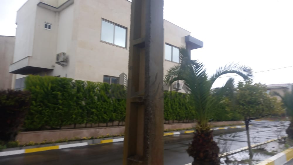 زمین داخل شهرک