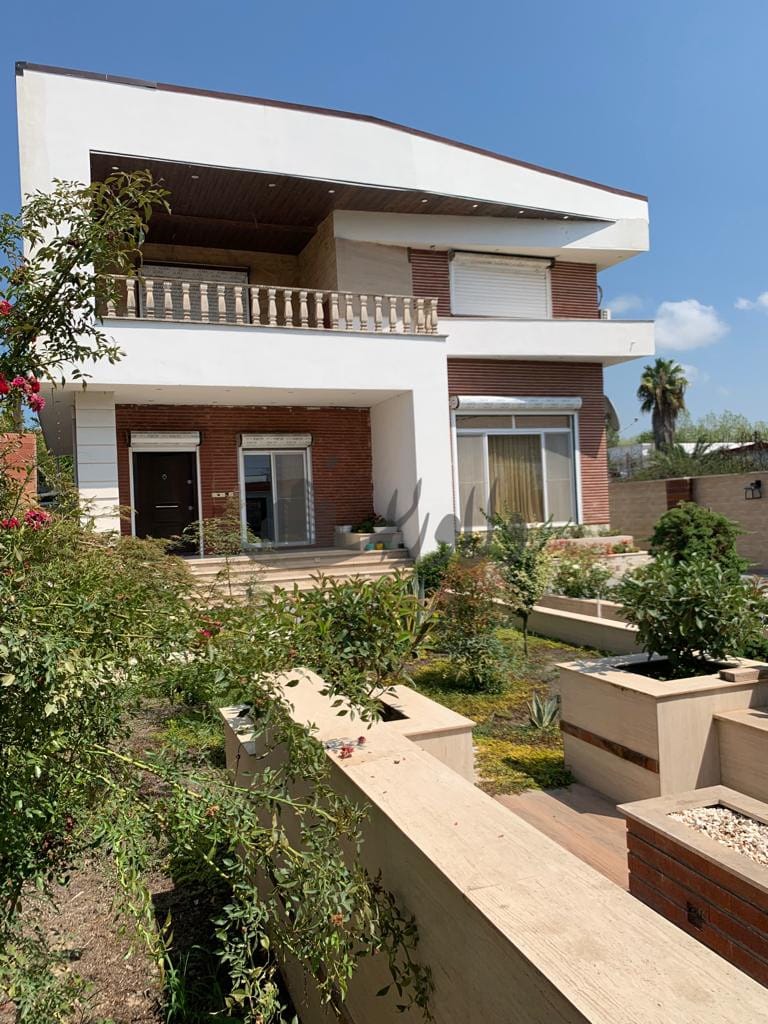 ویلا مدرن ساحلی در ایزدشهر