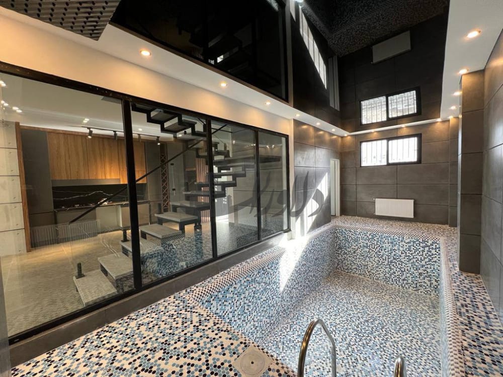 ویلای مدرن مستقل استخردار با روف در نخ شمال